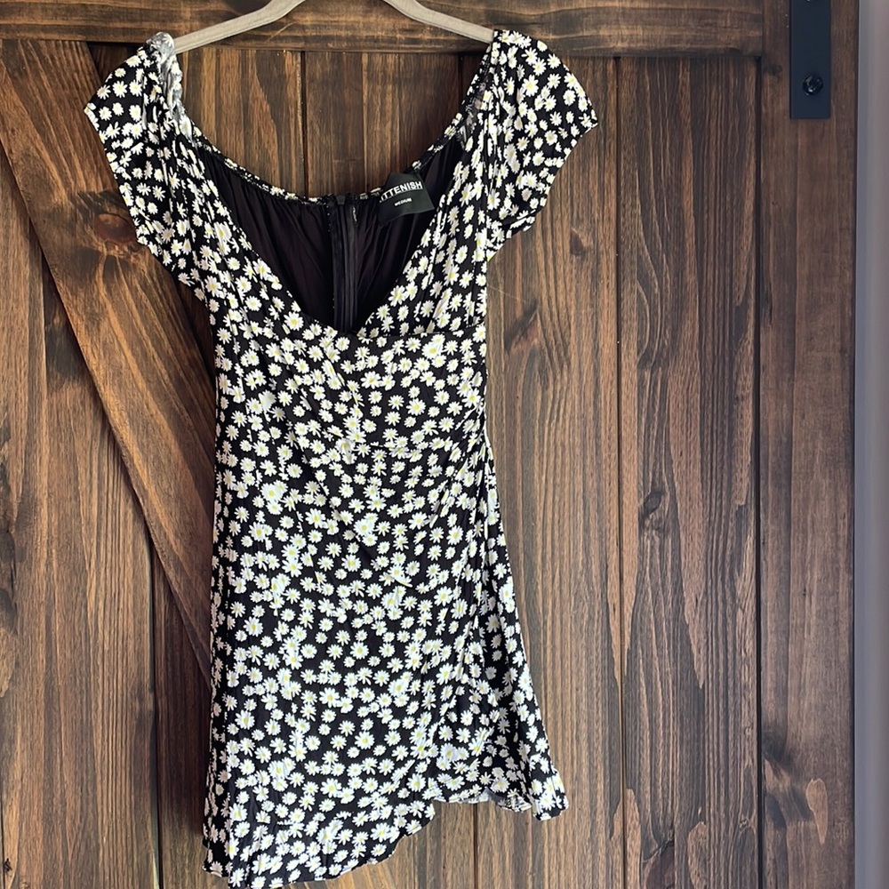 Kittenish dress